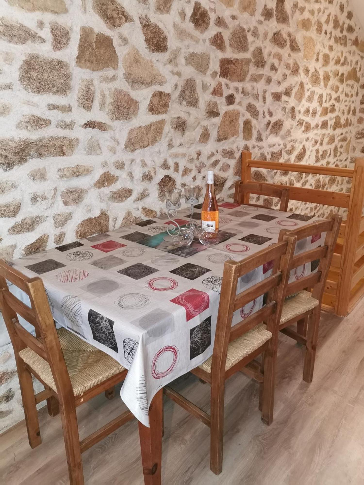 Tranquille Vienne Gites A Chirac Dept Charente Luaran gambar