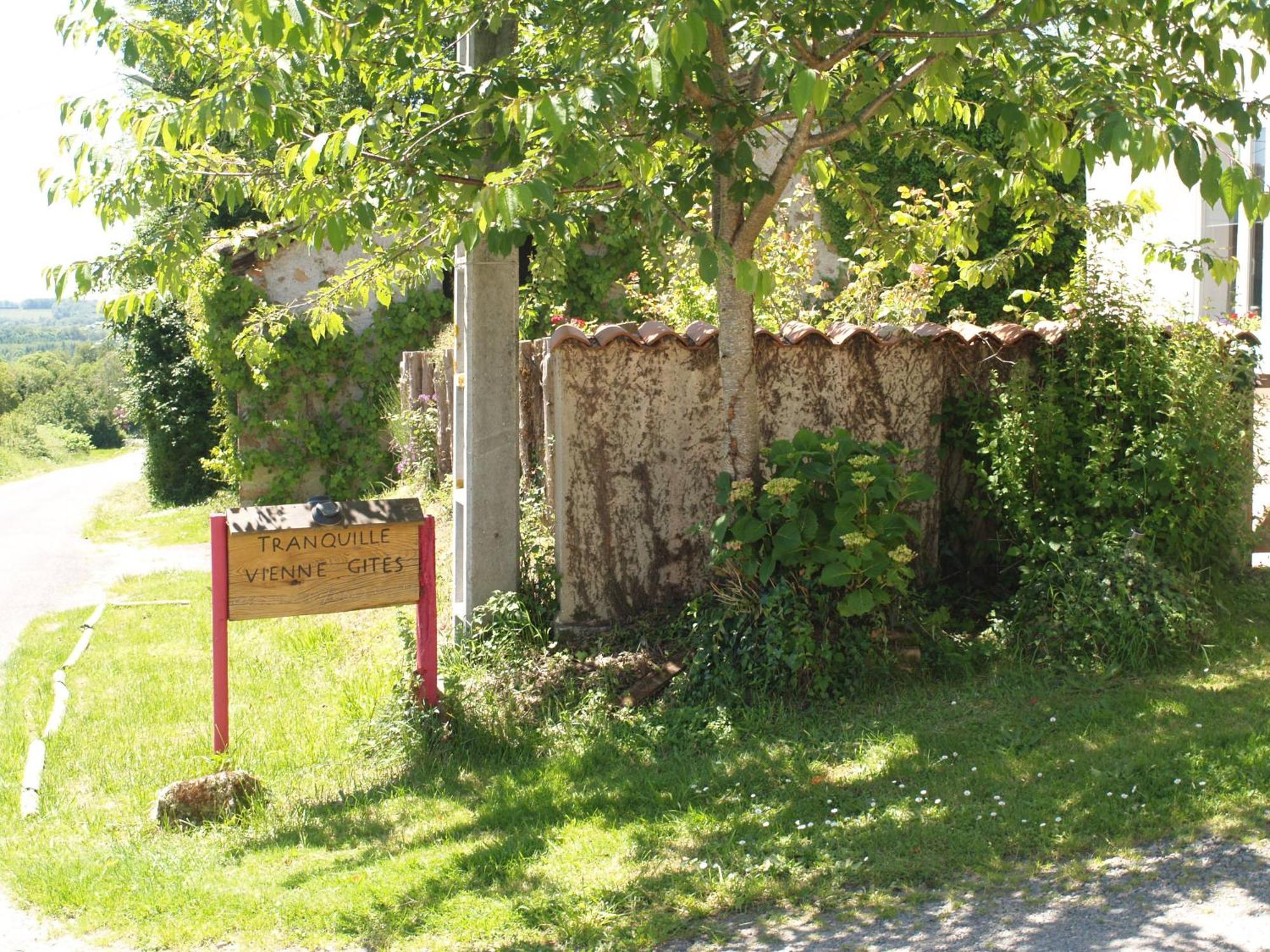 Tranquille Vienne Gites A Chirac Dept Charente Luaran gambar